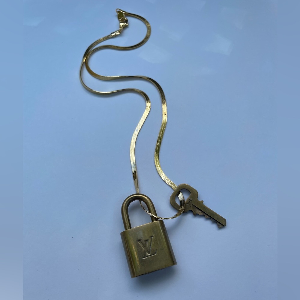 Louis Vuitton Padlock and Key Set #446 - Picture 7 of 7